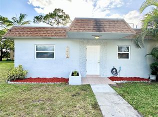 419 SW Natura Ave APT D, Deerfield Beach, FL 33441