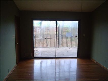 5th image of 2257 Wynona Dr SE