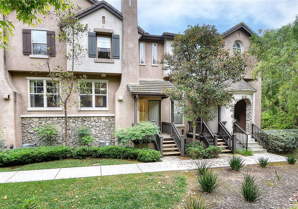 1st image of 5 Cupertino Cir