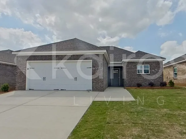 371 Angela St, Prattville, AL 36066