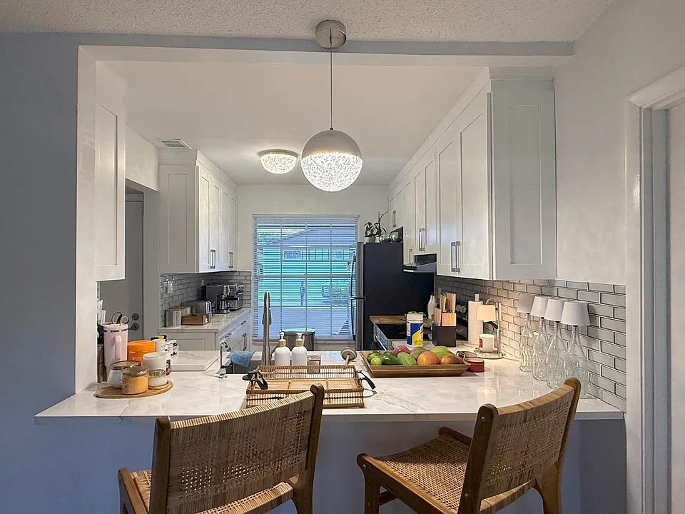 15860 Laurel Oak Cir