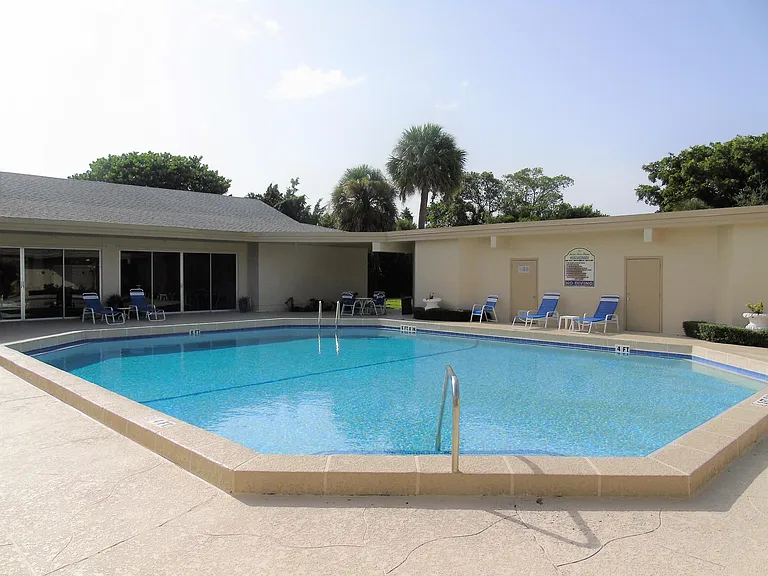 309 Circle Dr S #204 — Photo 27