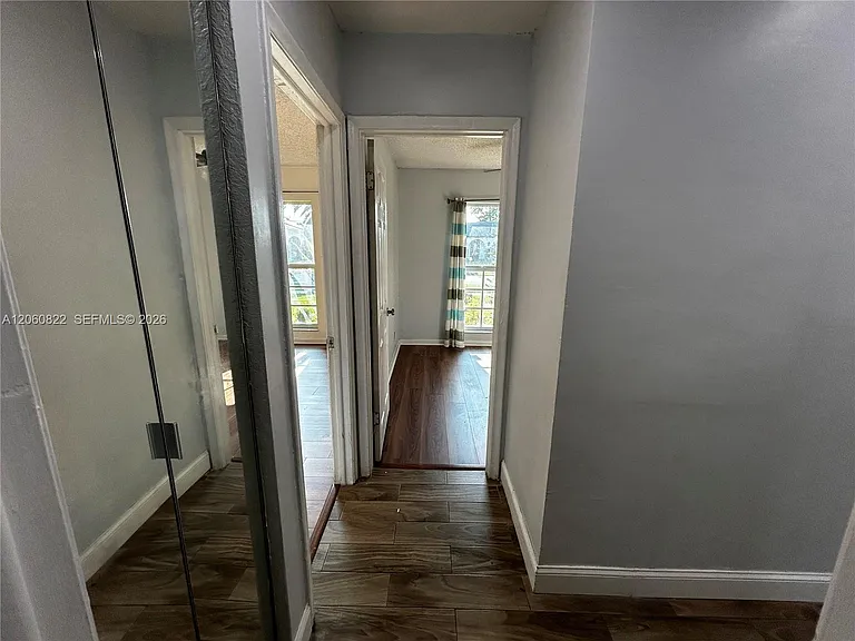 2403 NW 108th Ter — Photo 27