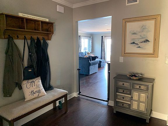 4th image of 2950 Saint Johns Ave APT 1