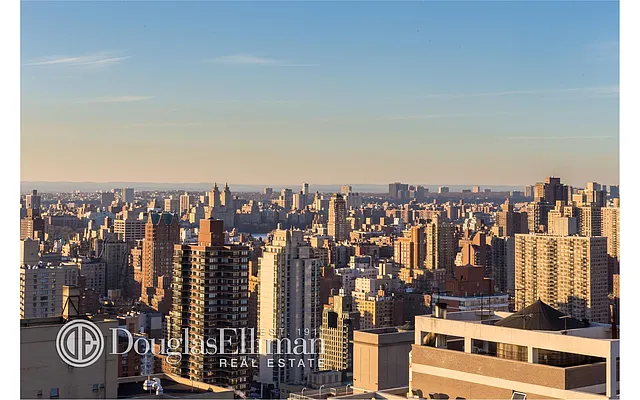 Sold by Douglas Elliman | media 17