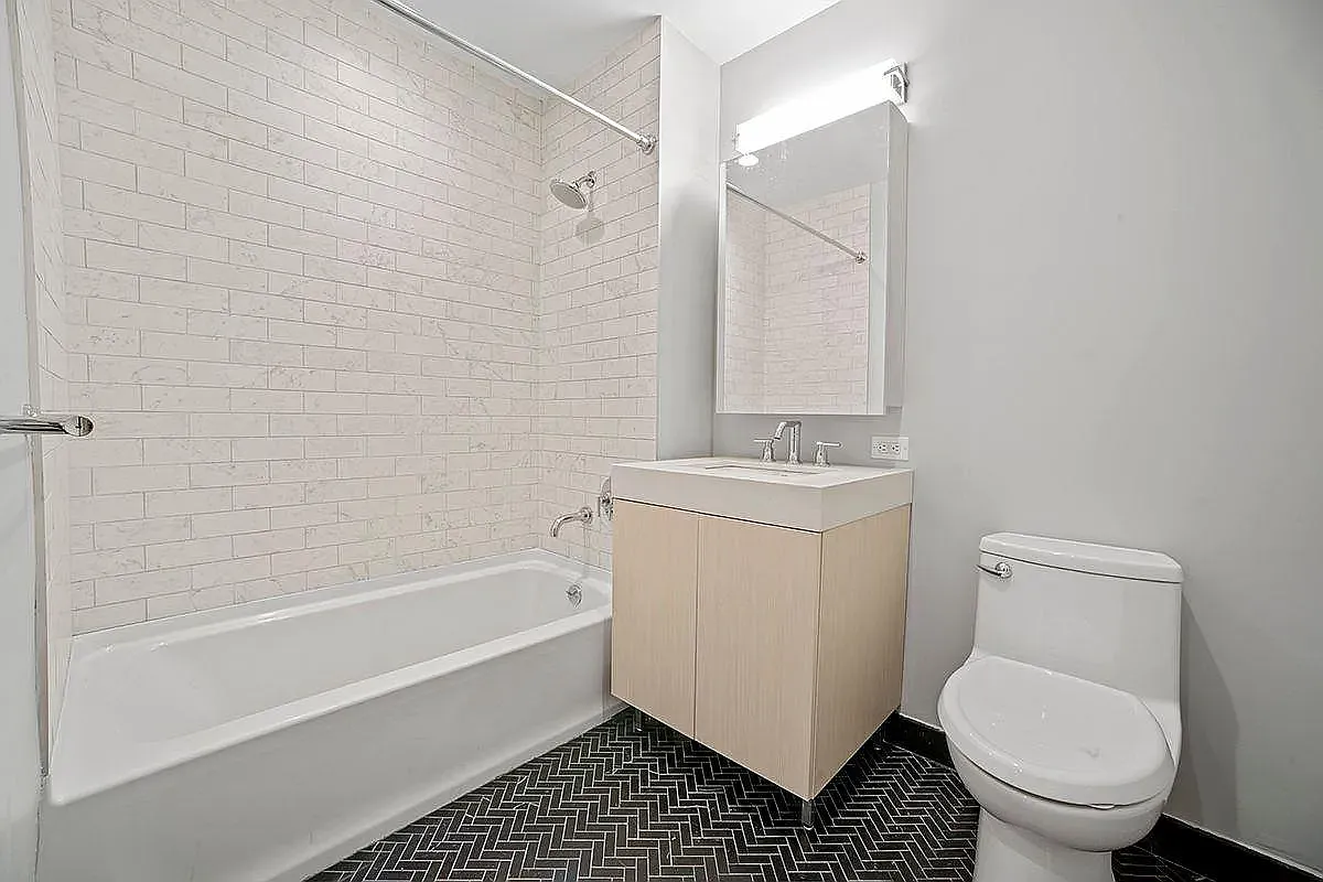 555 Waverly Avenue — Photo 3