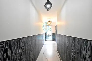 Rented by Tapiro Realty