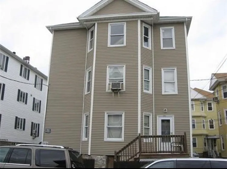 227 Eagle St