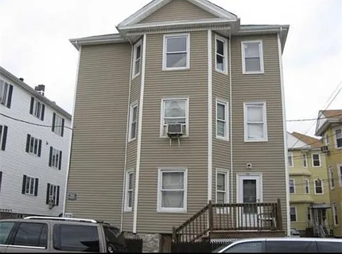 227 Eagle St Photo 1