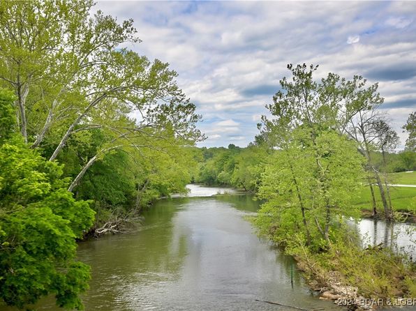 26 Gap Rd, Tunas, MO 65764