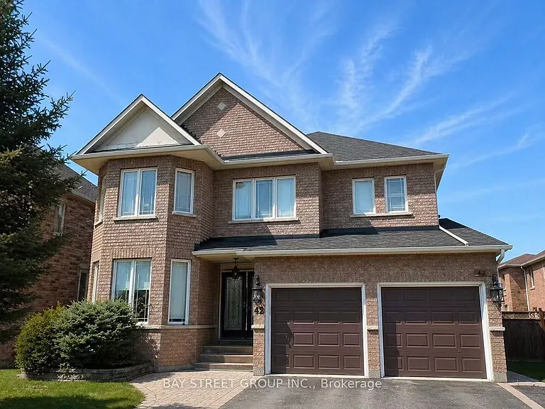 42 Fouracre Way #UPPER LEVEL — Photo 1