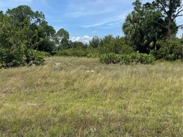 317 Pearson St, Lehigh Acres, FL 33974