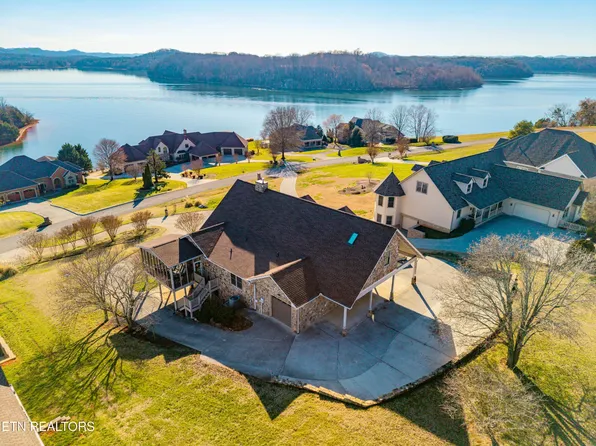 124 Indian Shadows Dr, Maryville, TN 37801