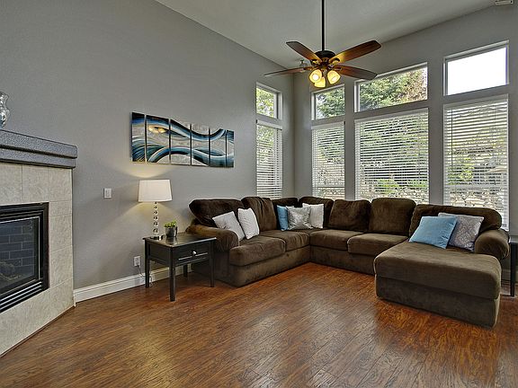 4th image of 1843 Bonhill Dr
