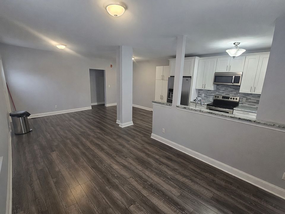 1st image of 1031 County Road 519 #1