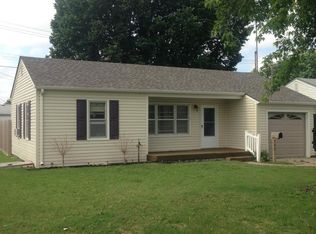 451 W 11th St, Hoisington, KS 67544