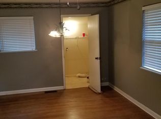 1009 Irvine Ave, Florence, AL 35630
