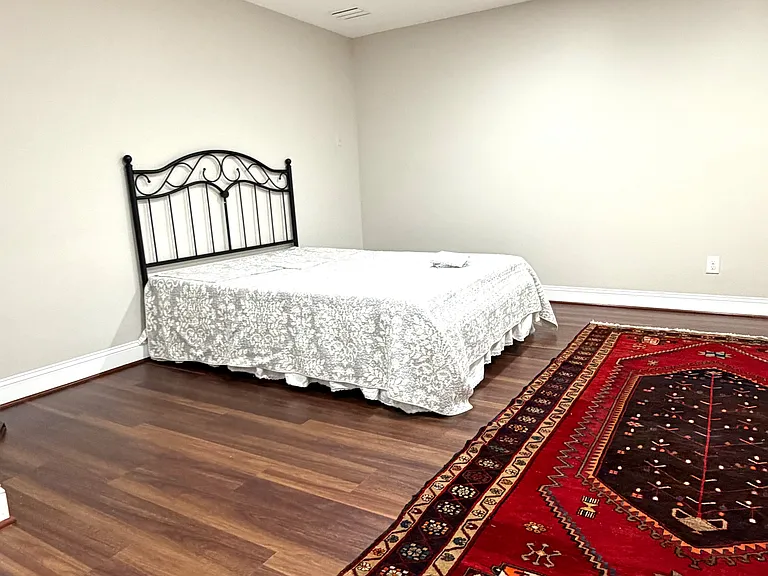 7641 Burford Dr — Photo 13