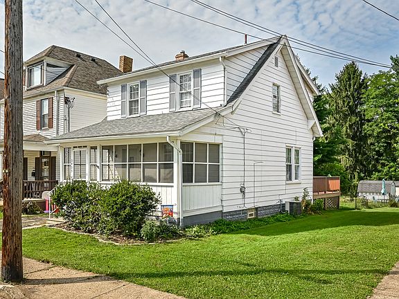 2nd image of 3405 8th Ave