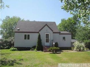 9070 Bataan St NE, Blaine, MN 55449