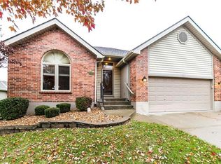 7505 N Campbell St, Gladstone, MO 64118