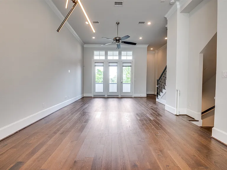 2262 Alterbrook Ln — Photo 5
