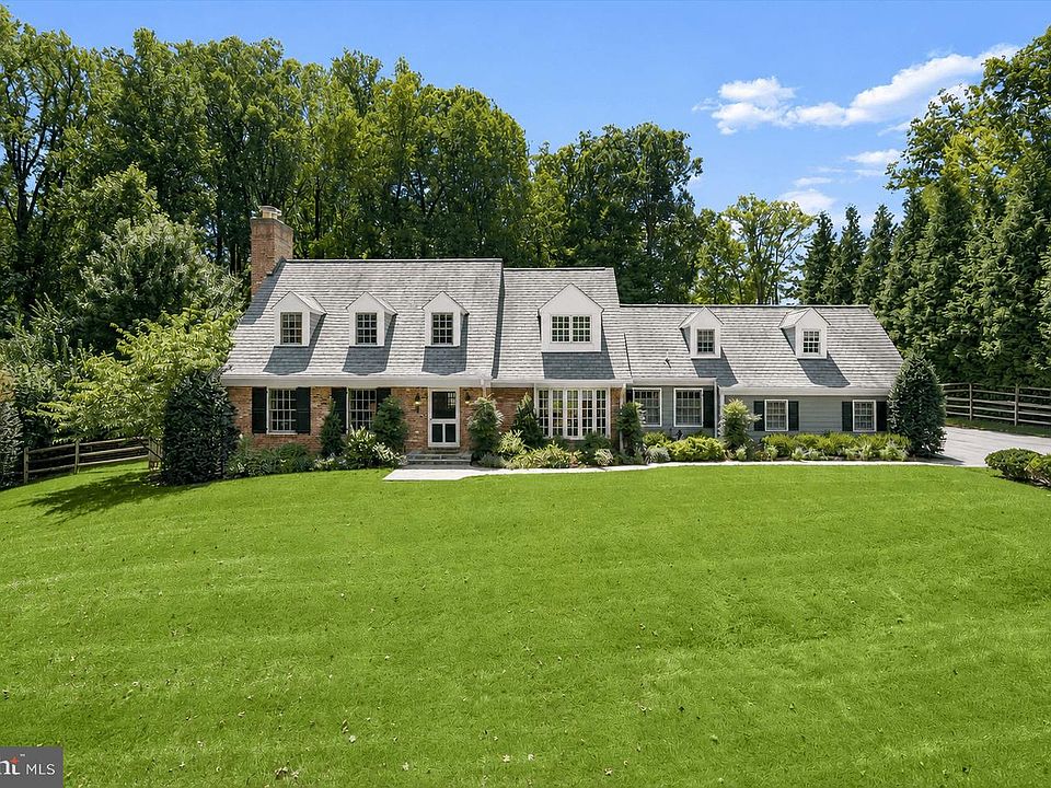 1st image of 9019 Burdette Rd
