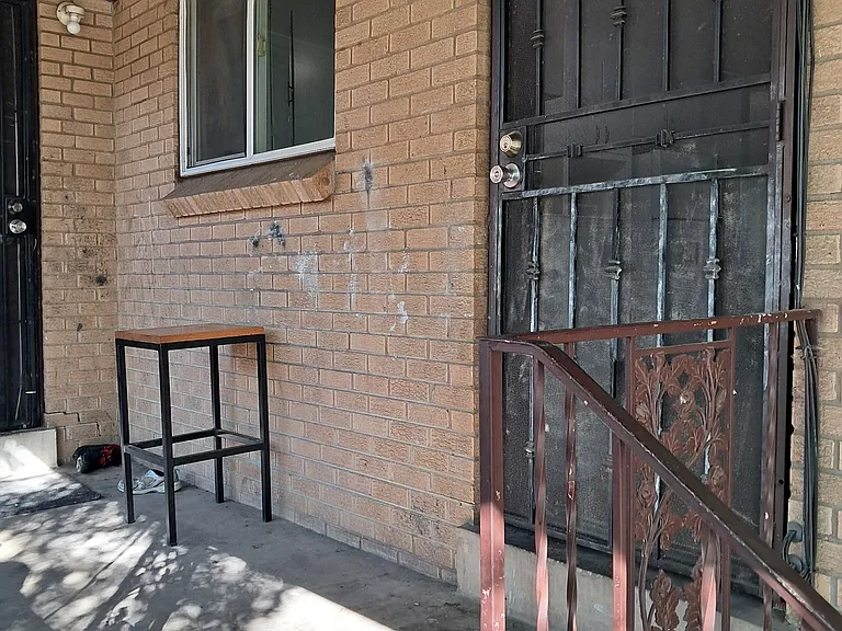 1741 Clinton St #1 — Photo 13