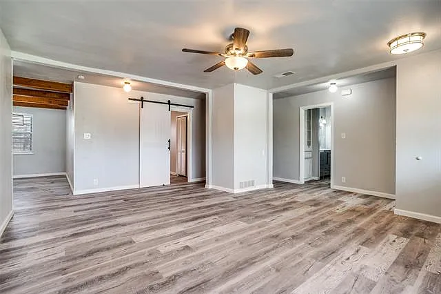 266 W Fulton St — Photo 2