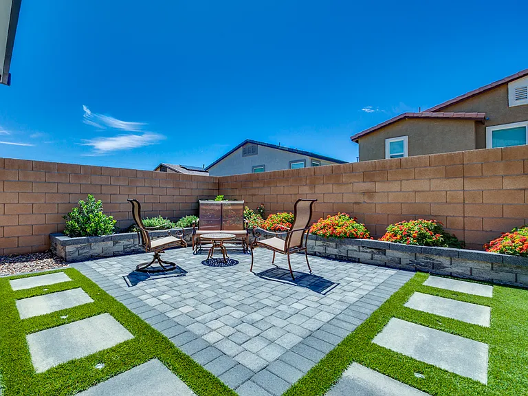 10963 Preston Trails Ave — Photo 25