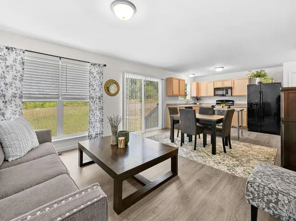 153 Day Lily Ln, Wentzville, MO 63385