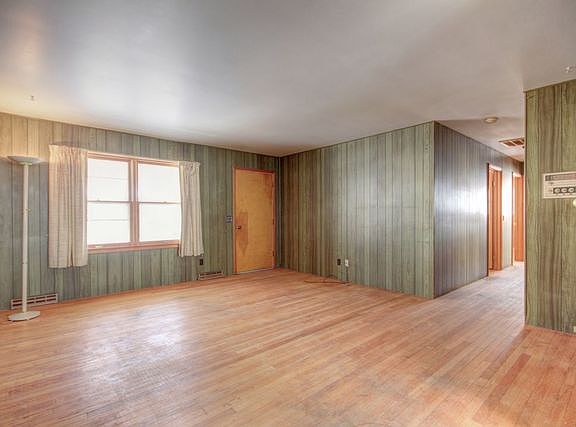 4th image of 901 Beecher Dr