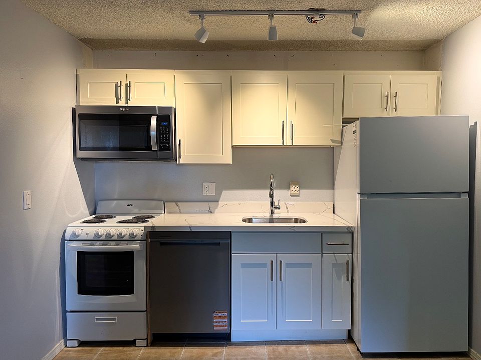 1st image of 2937 76th Ave SE Building 3