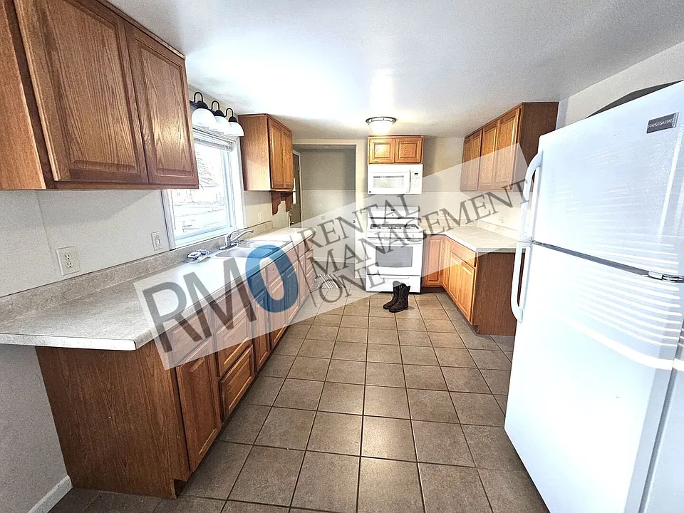 2012 Chestnut St