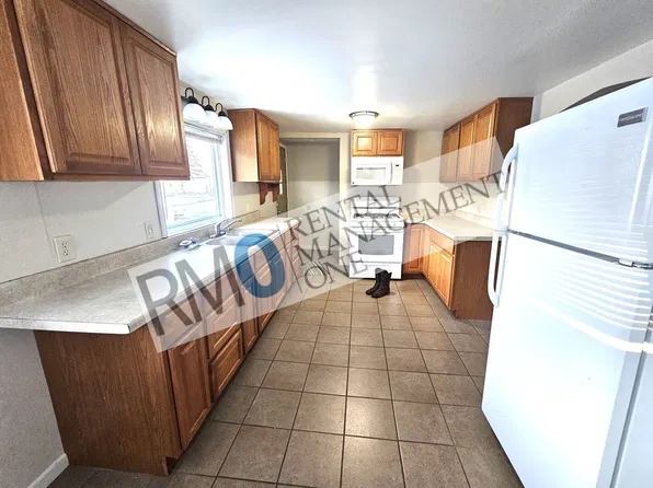 2012 Chestnut St, Cadillac, MI 49601