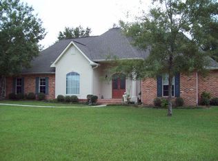 6026 Woods Rd, Picayune, MS 39466