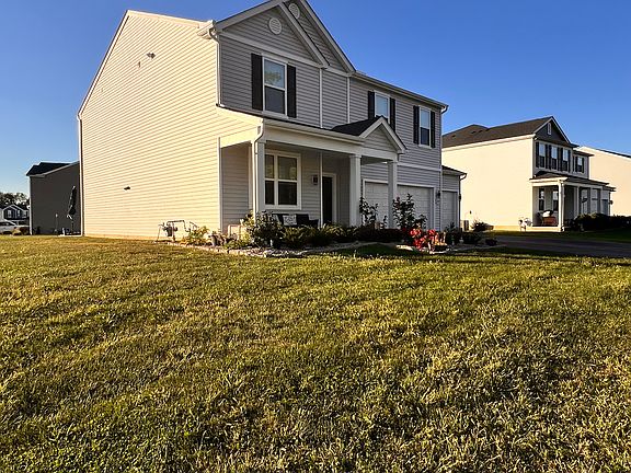 2nd image of 1183 Lake Forest Dr