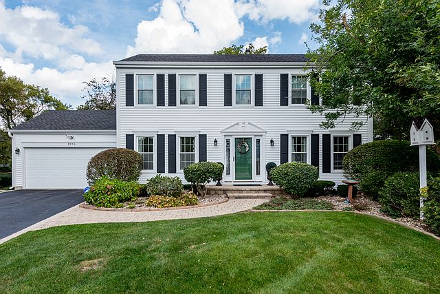 1st image of 1915 Rosemary Ln