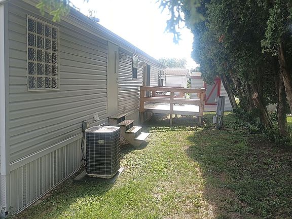 3rd image of 1910 Schubert Rd Lot 23