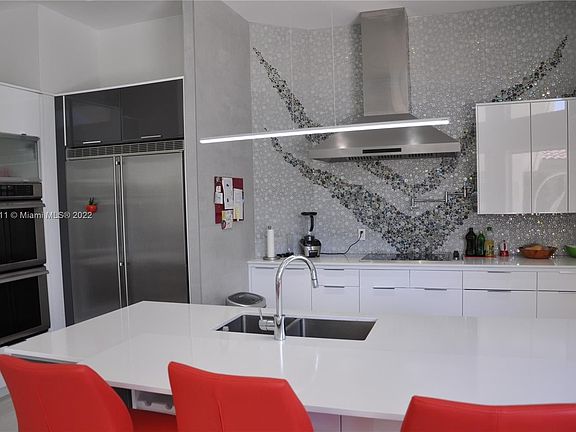 5th image of 865 Bayside Ln #0