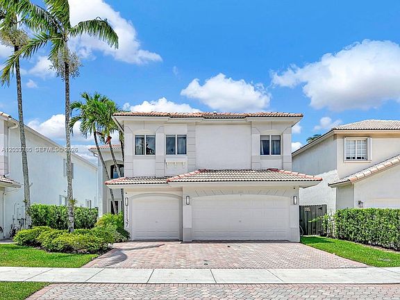 3rd image of 11137 NW 72nd Ter