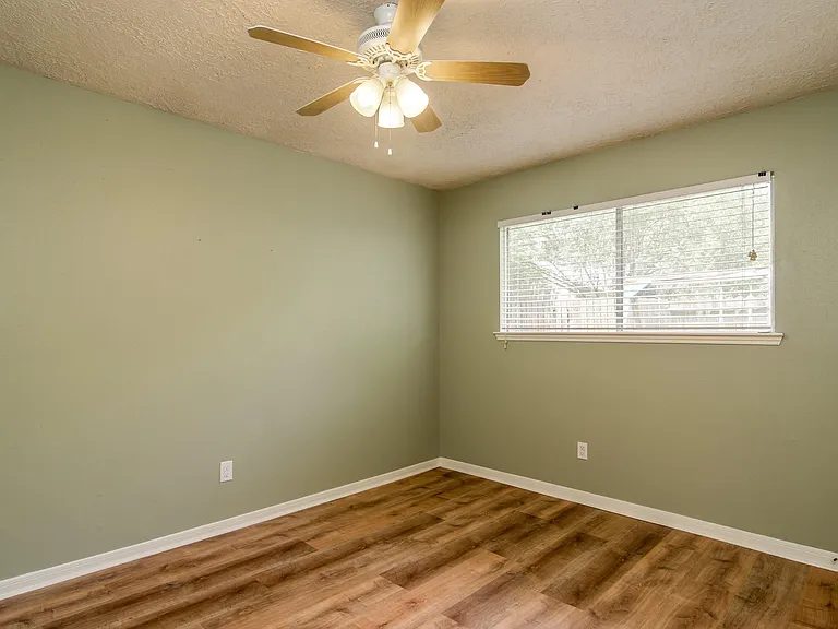 12002 Rocky Knoll Dr — Photo 22