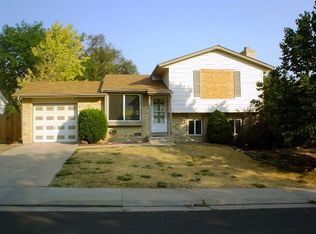 18749 E Oregon Dr, Aurora, CO 80017
