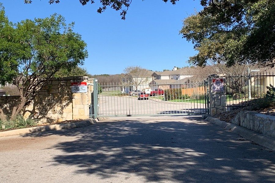 1st image of 8910 Summer Trail St