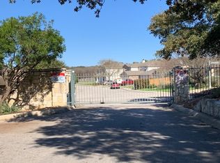 8910 Summer Trail St, San Antonio, TX 78250