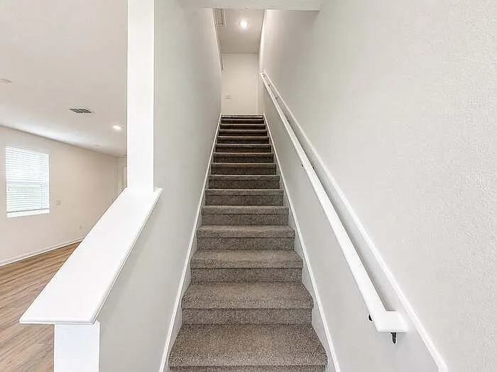 8672 Elmo Rd — Photo 12
