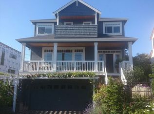 3528 NW 60th St, Seattle, WA 98107