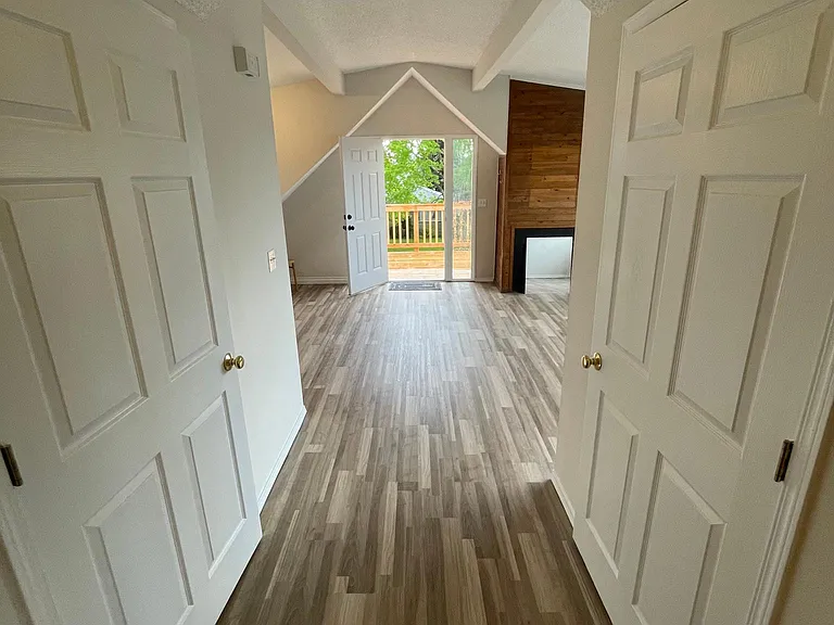 824 E Wabash Ave #B — Photo 12