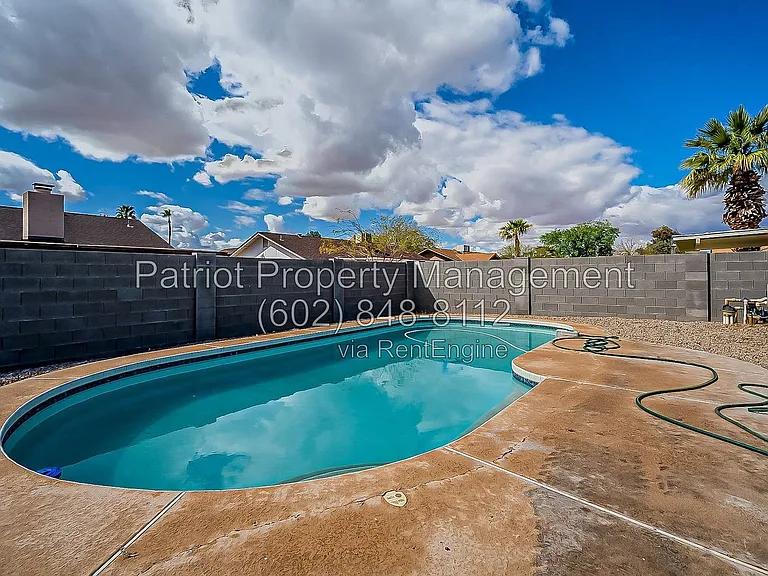 7003 W Sierra St — Photo 33