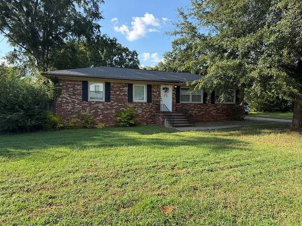 106 Old Farm Rd, Moore, SC 29369